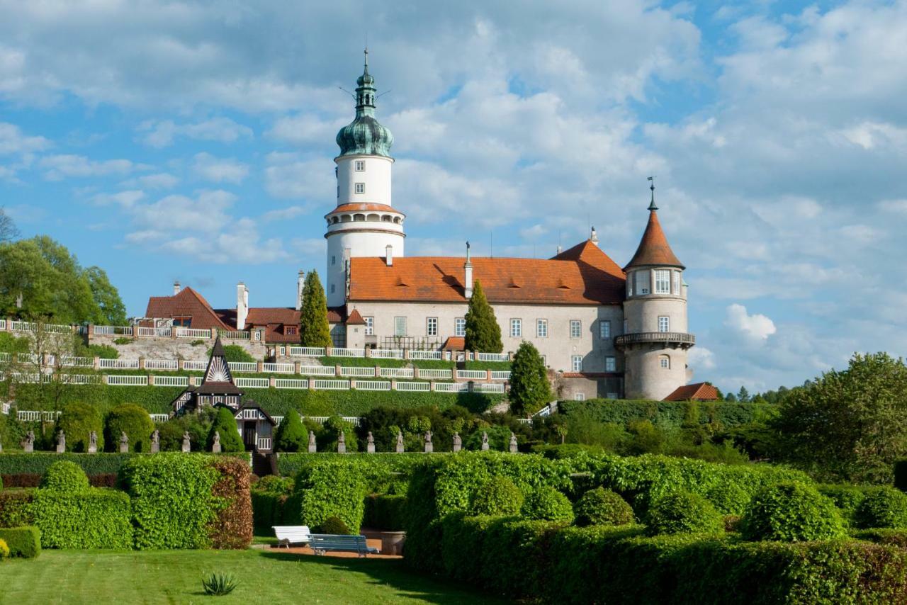 Zamek Nové Město nad Metují Kültér fotó