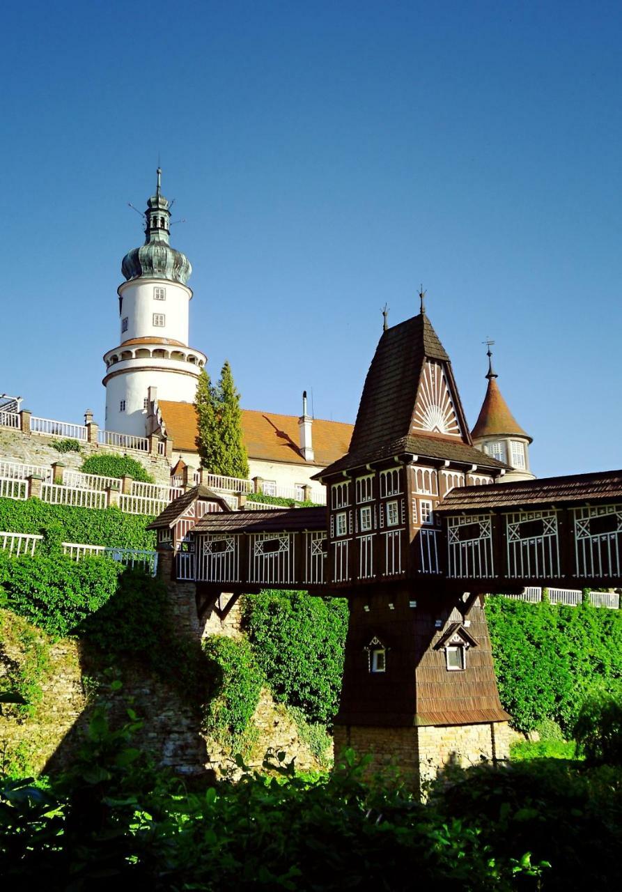 Zamek Nové Město nad Metují Kültér fotó